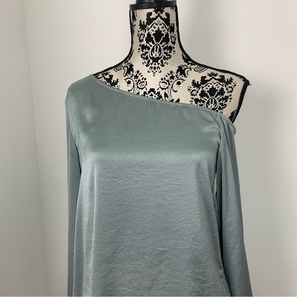 Theory Ulrika Crushed Satin One-shoulder Blouse - Picture 7 of 12